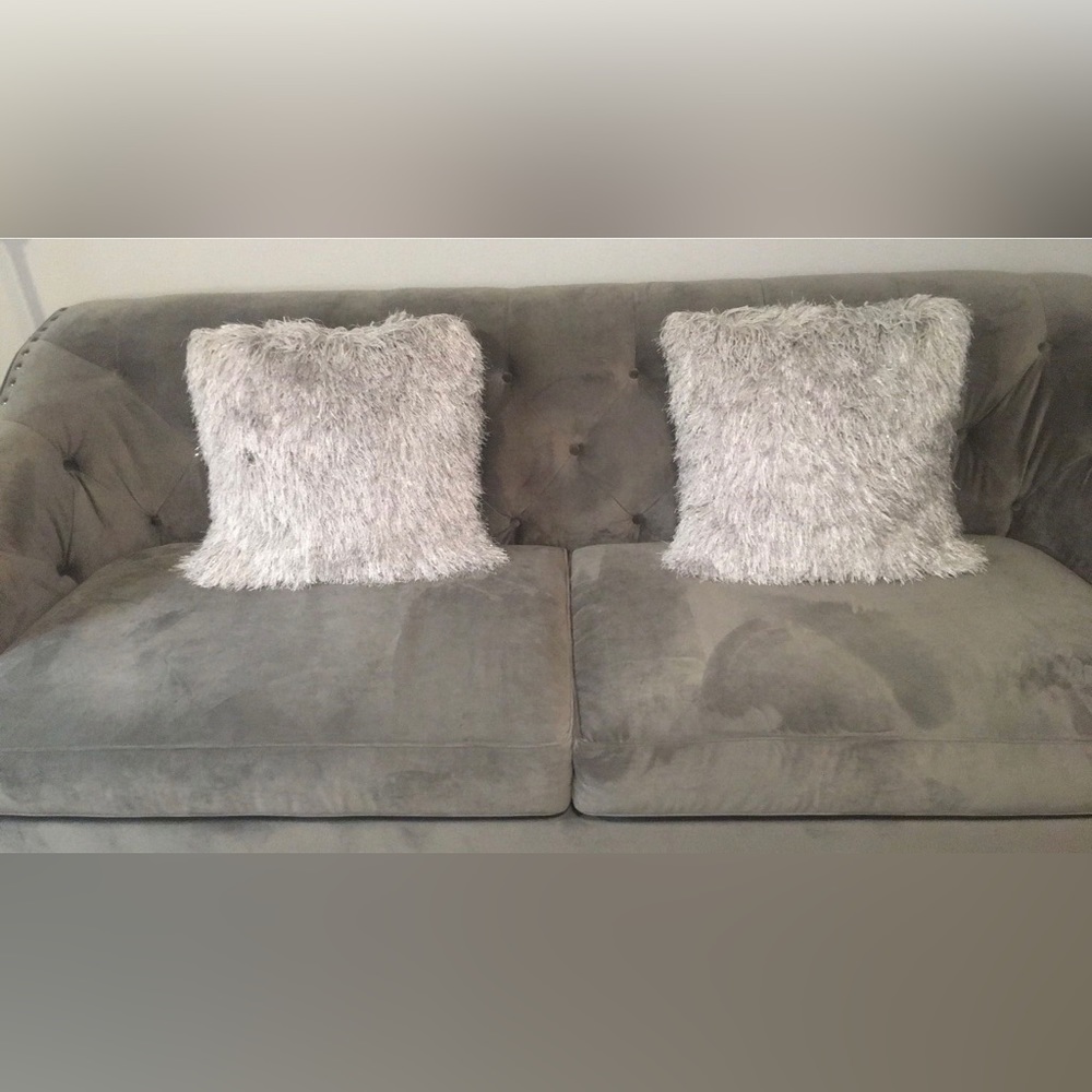 SAFAVIEH Two Large Gray Shag Metallic Silver Decorative Throw Pillows - Picture 5 of 17